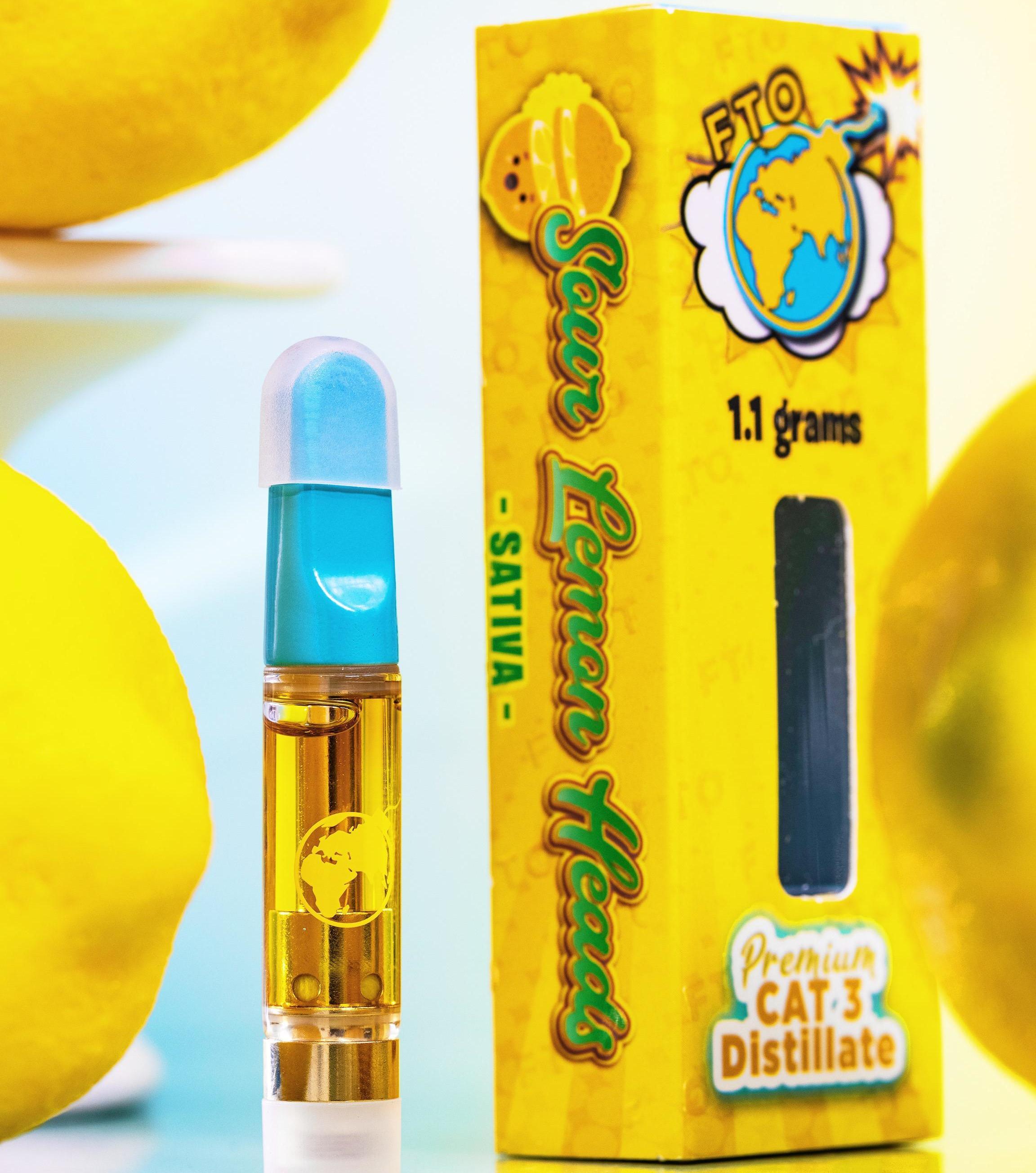 Lite Concentrates, Carts and Edible Variety Pack
(7g Crumble, 7g Badder, 7g Shatter, 7g Sugar Diamonds, 5 Carts, 3 Munchie edibles) - Image 4